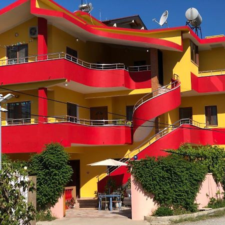 Guest House Murati Durrës Exteriör bild