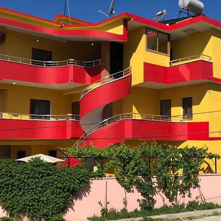 Guest House Murati Durrës Exteriör bild