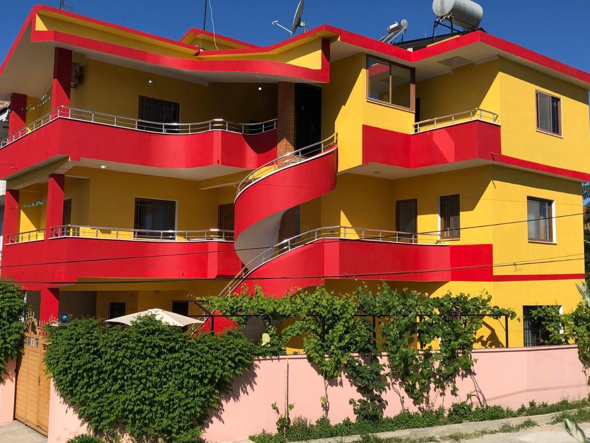 Guest House Murati Durrës Exteriör bild