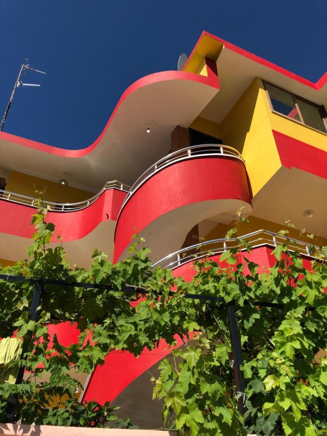 Guest House Murati Durrës Exteriör bild